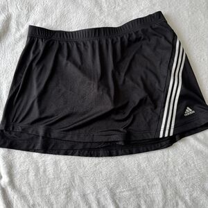 ❤️3/$12 Adidas Athletic Skort Black with White Stripes XL